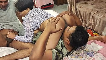 xvideos4 step Sister got horny after catching Indian masturbate video